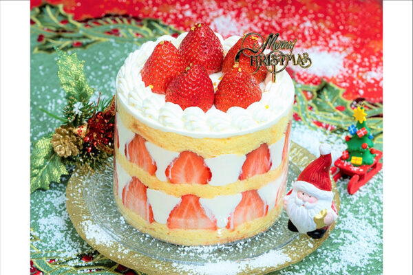 豊洲パーラーのXマスは2種の苺のショートケーキ