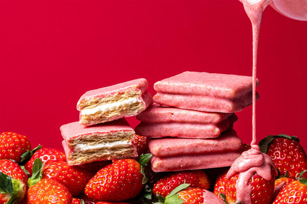 いちごミルクのごちそうサンド