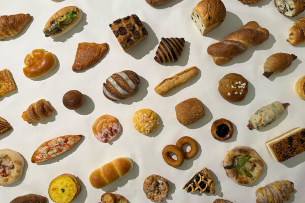 新宿駅構内にパンのセレクトショップ