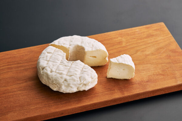 麹菌で発酵熟成「麹チーズ」