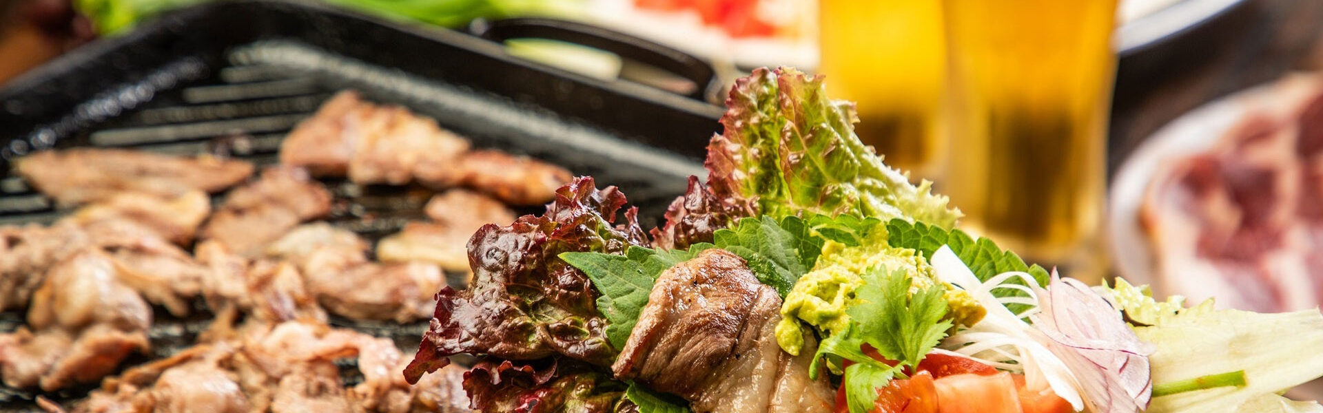 バネバグース赤坂見附店にジューシーなラム肉を9種の野菜で包んで味わうヘルシーな「ラムギョプサルBBQプラン」が登場！