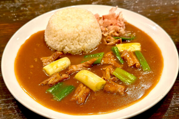 100年の食文化を表現！「大阪和風出汁カレー」