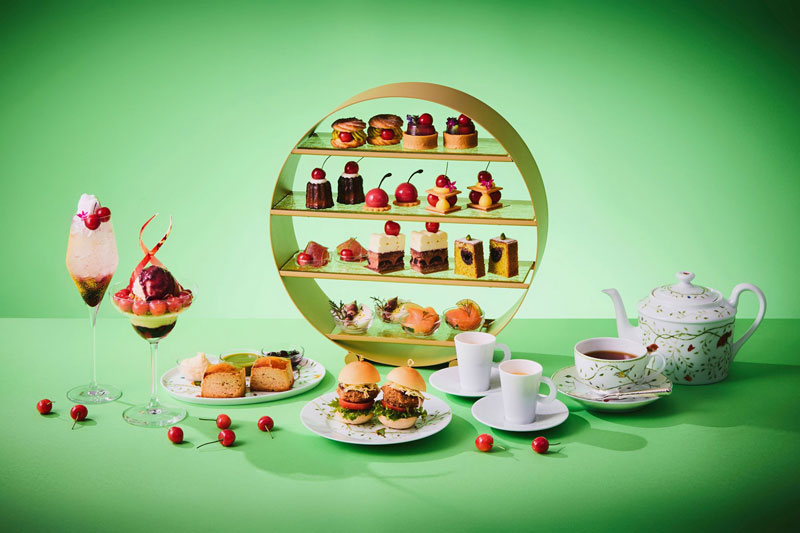 大阪ステーションホテルでは、愛らしさ満開のさくらんぼアフタヌーンティーを1ヶ月限定で開催