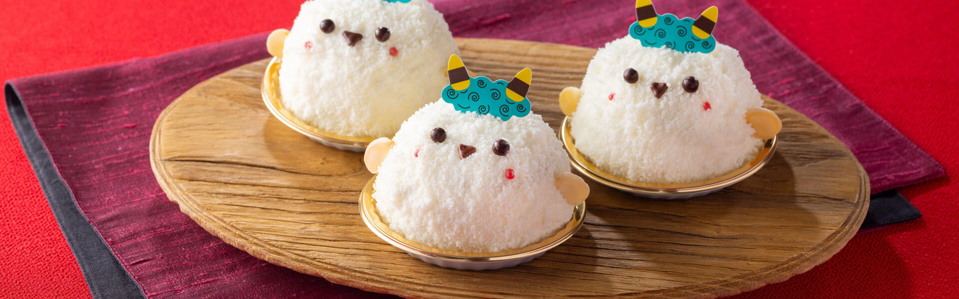 プロプレステージュは、2月1日から3日の期間限定で、幸福を祈る「節分ロール」と、2026年新登場・もこもこと可愛らしい「シマエナガのケーキ」を節分仕様にして発売！